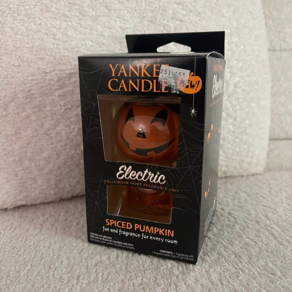 Yankee Candle Pumpkin Wall Plug Fragrance Spiced Pumpkin NEW Halloween